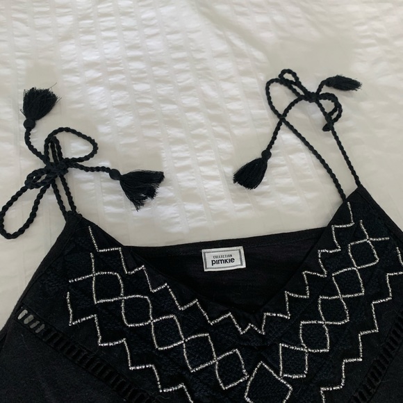 Embroidered Tank Top - Picture 6 of 6